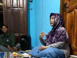 Dini Inayati Hadiri Pertemuan dengan Karang Taruna RW 04 Meteseh